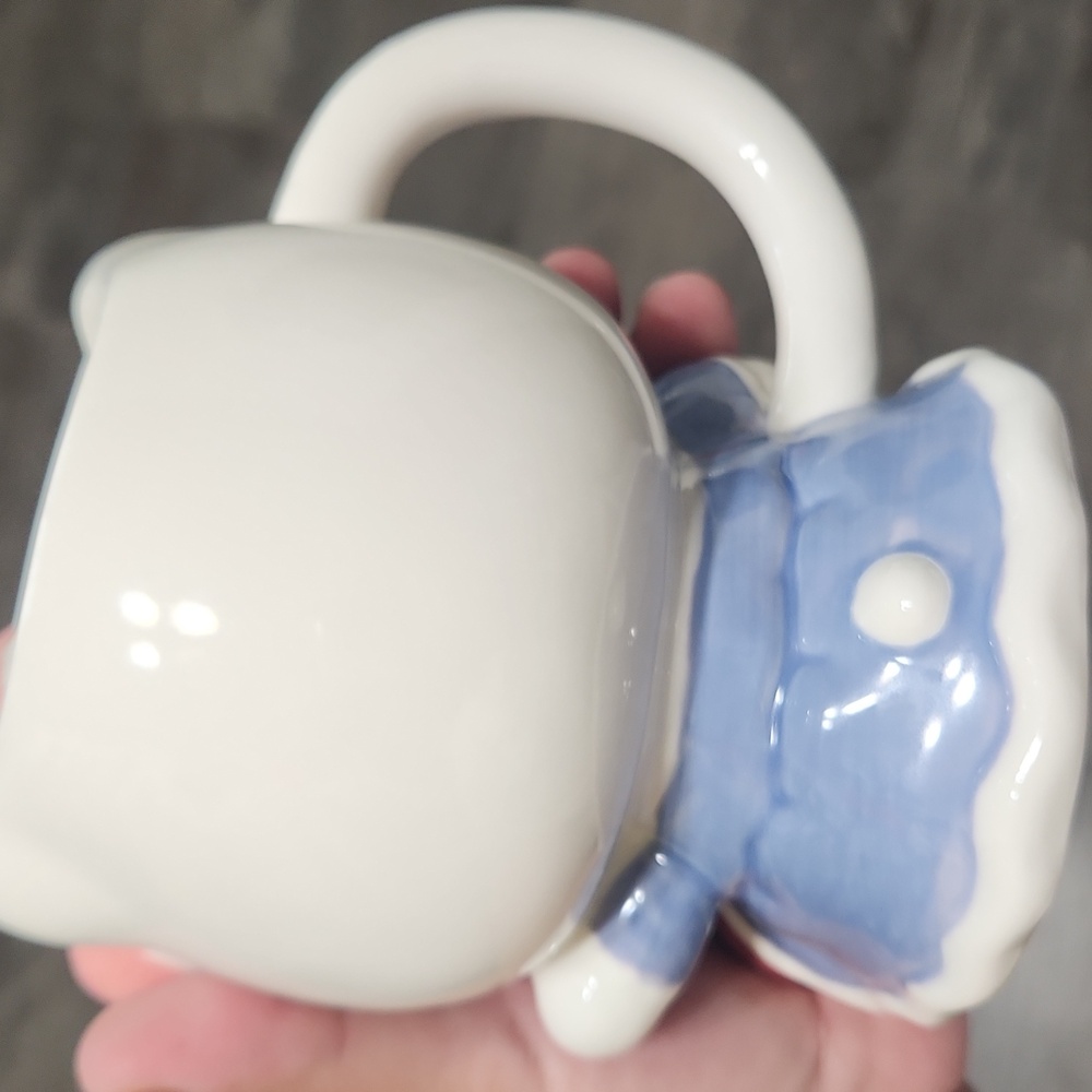 Hello Kitty Mug - Picture 4 of 4